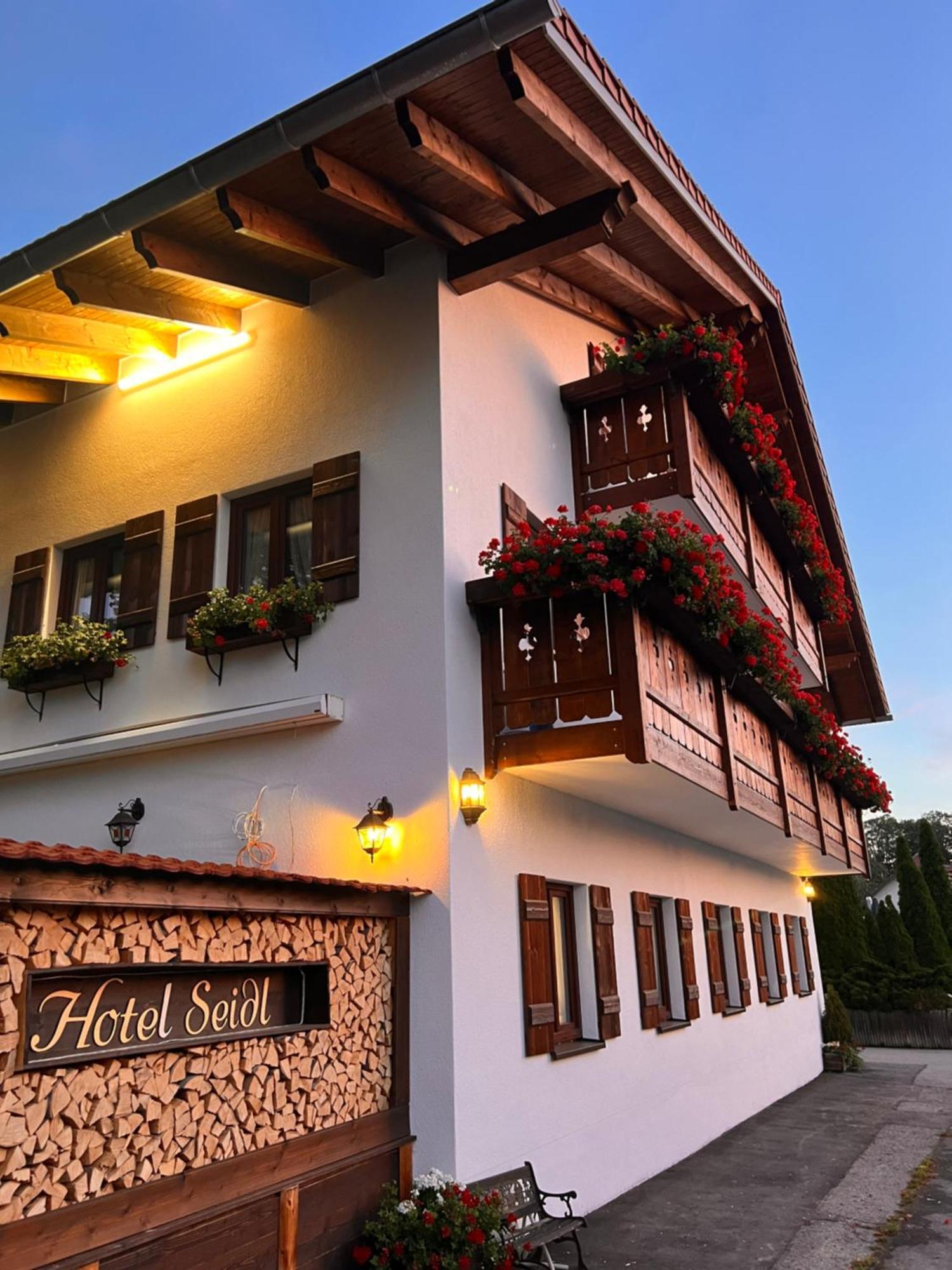 Hotel Seidl Straßlach-Dingharting Dış mekan fotoğraf